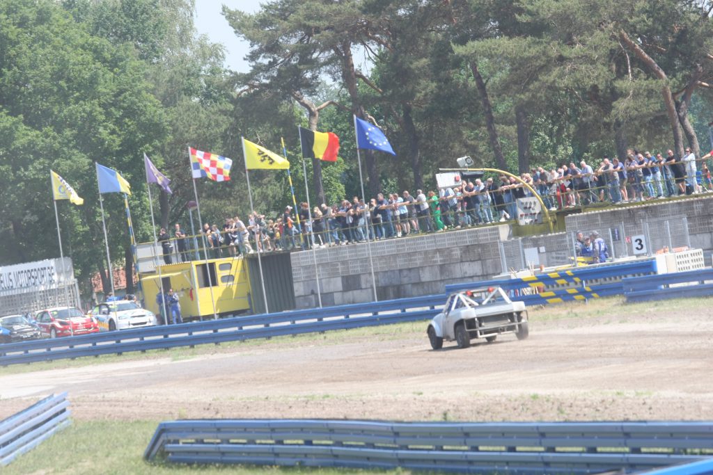 Clubrace als springplank naar regionaal of  Nationaal rallycross op Glosso